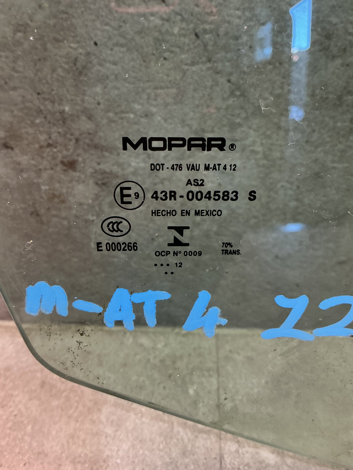 2008-2016 Dodge Journey - Right Front Door Glass - (TAG18971)