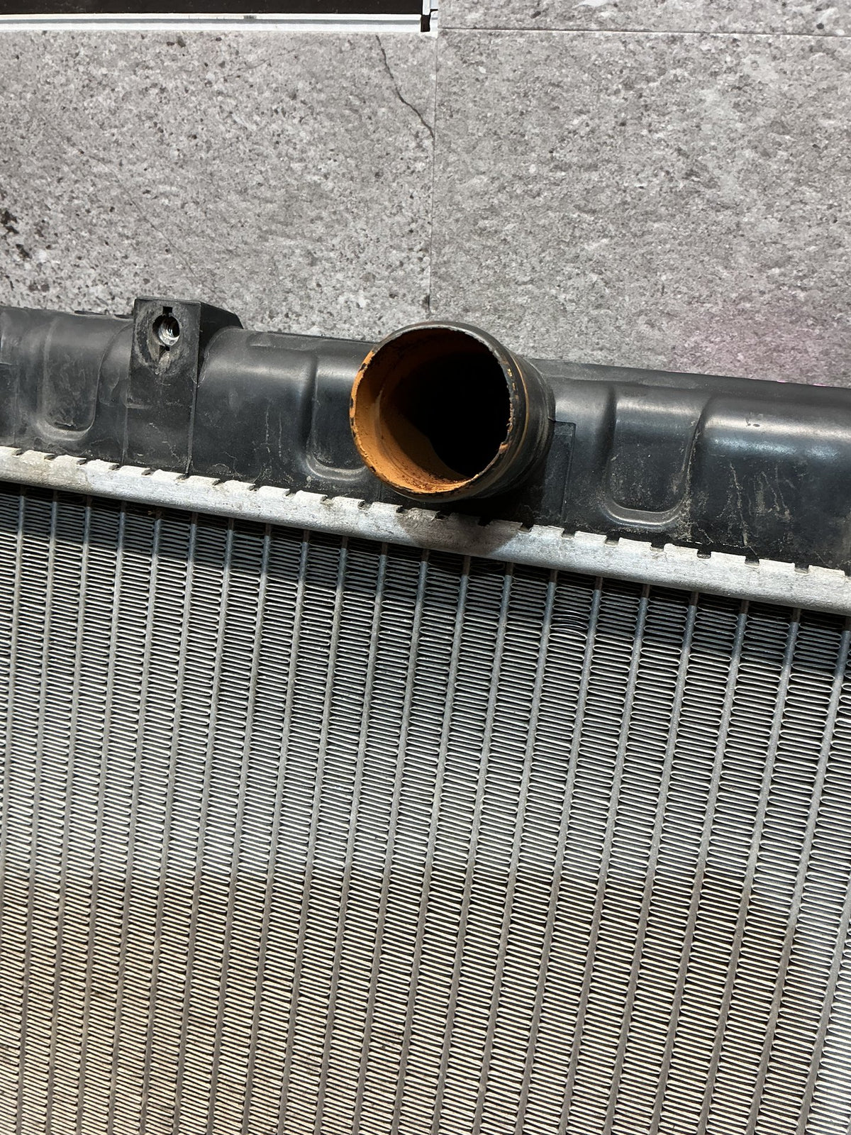 2001 Nissan X-Trail T30 T30- Radiator- (TAG17393)