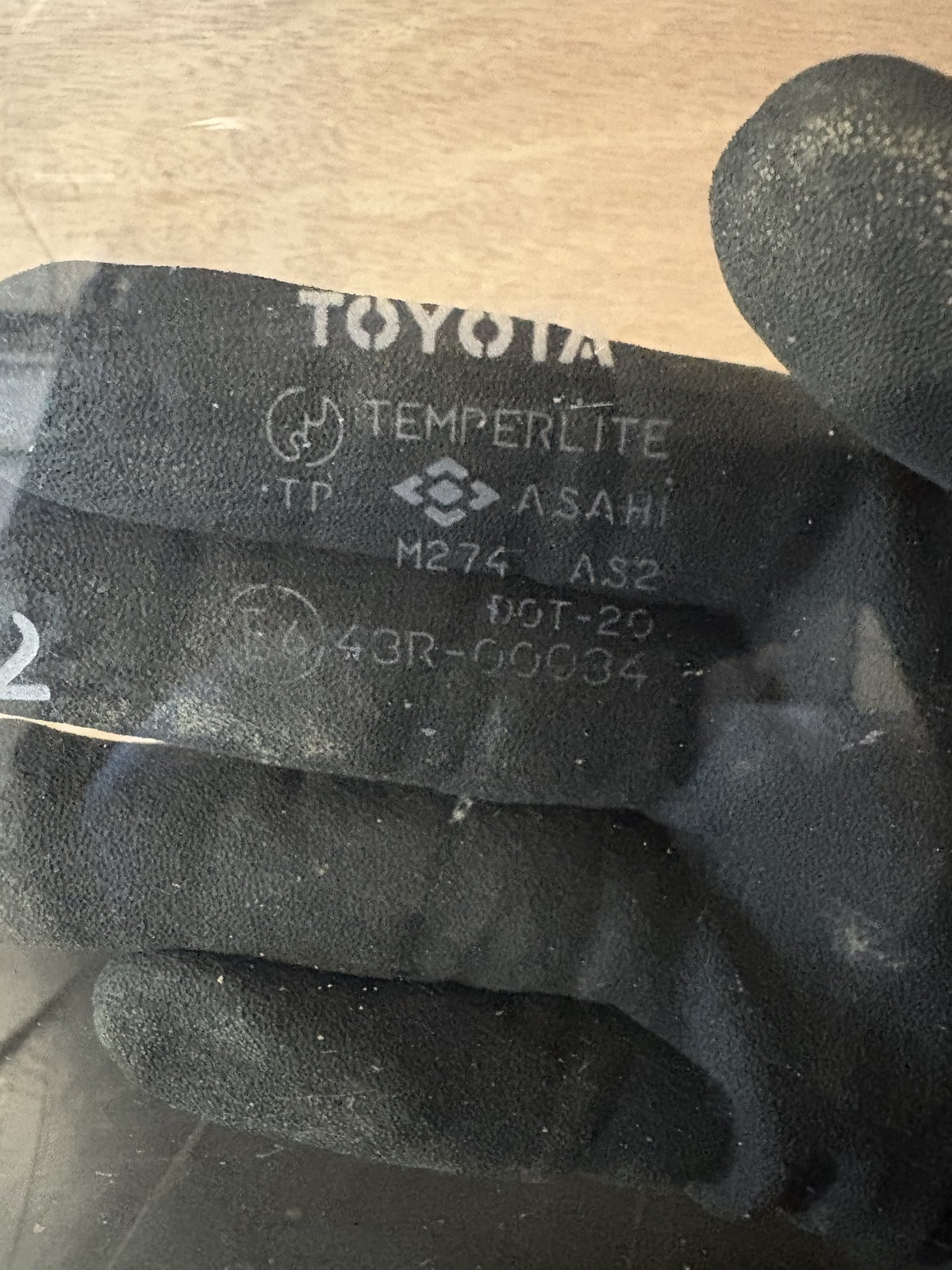 1992-2004 Toyota Hiace LH100 - Left Front Door Glass - (TAG19109)