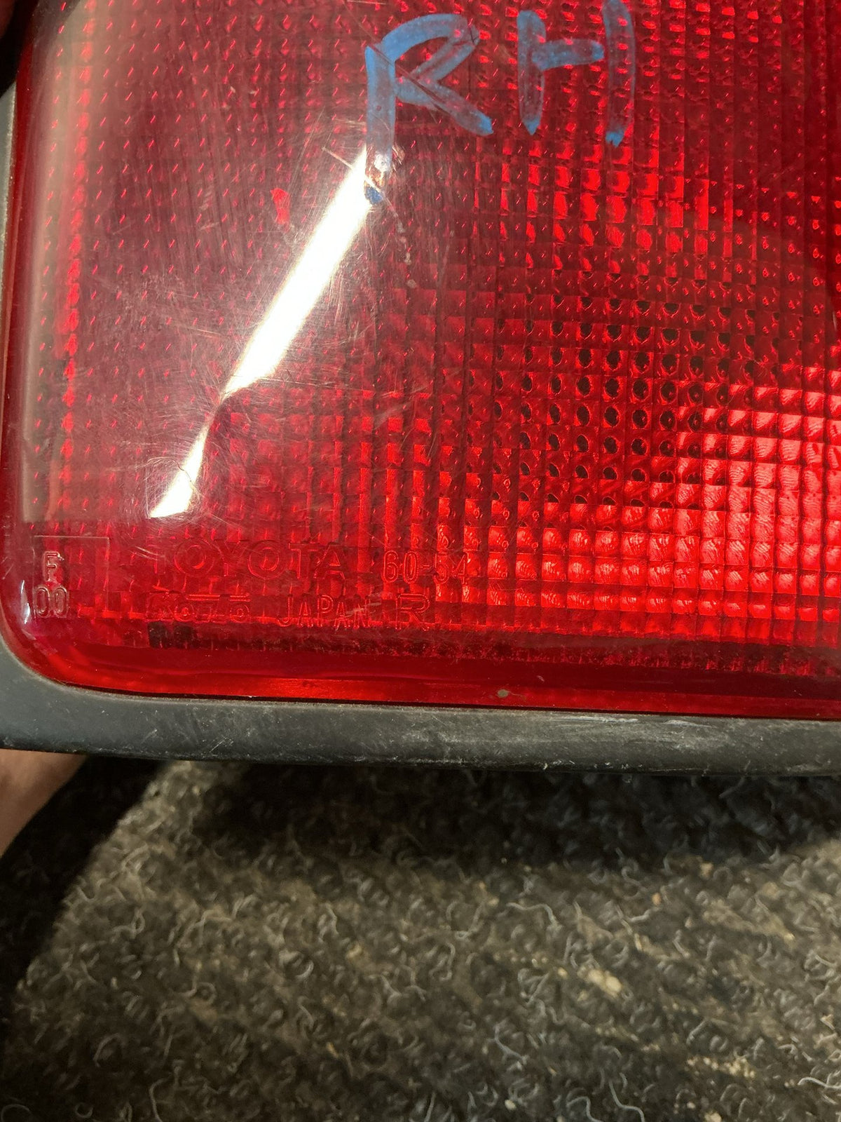1996-2001 Toyota Prado KZJ95- Right Taillight- (TAG9904)
