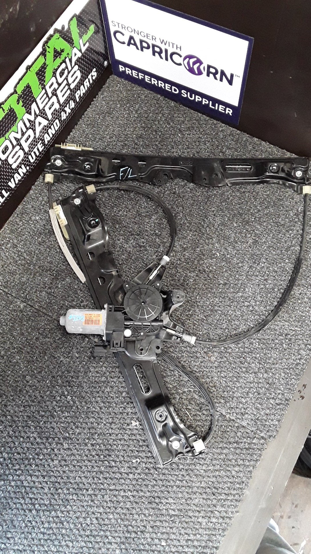 2018 Ford Ranger XLT DOUBLE CAB- Left Front Window Regulator/Motor- (TAG5261)