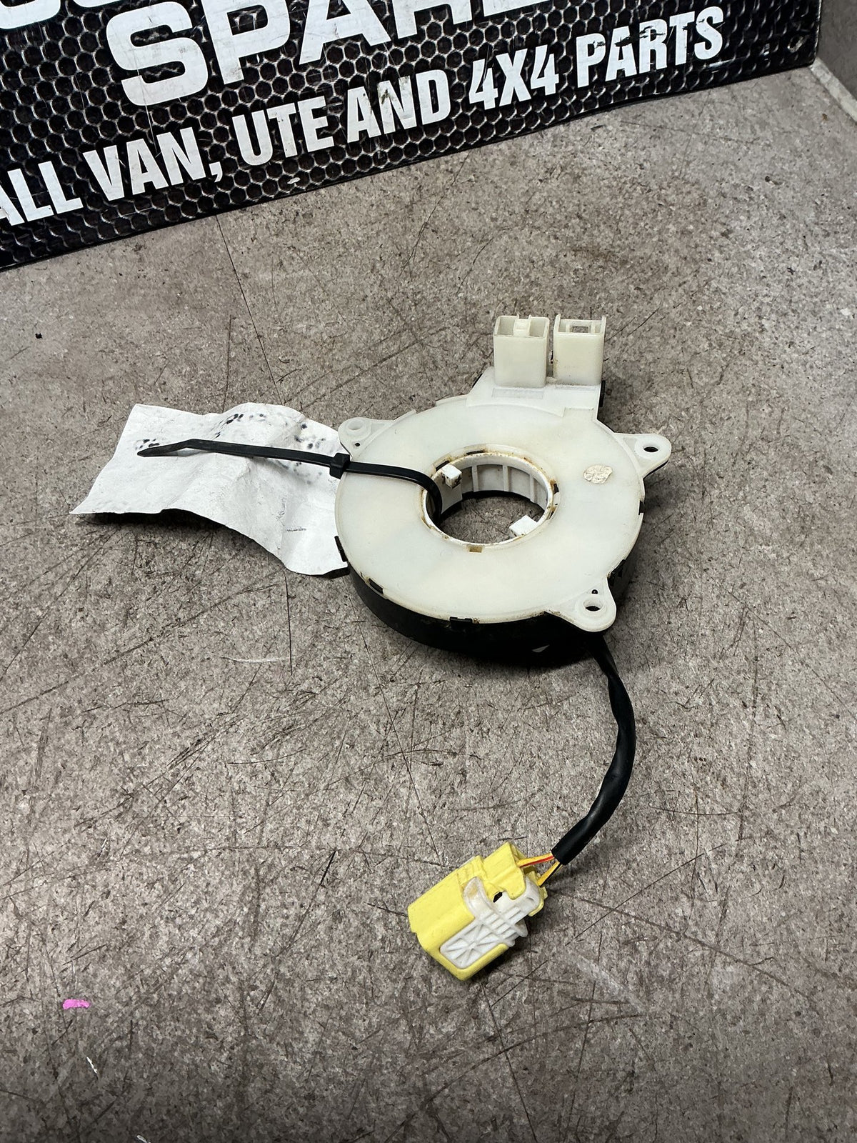 2002 Ford Courier UN- Clock Spring- (TAG17012)