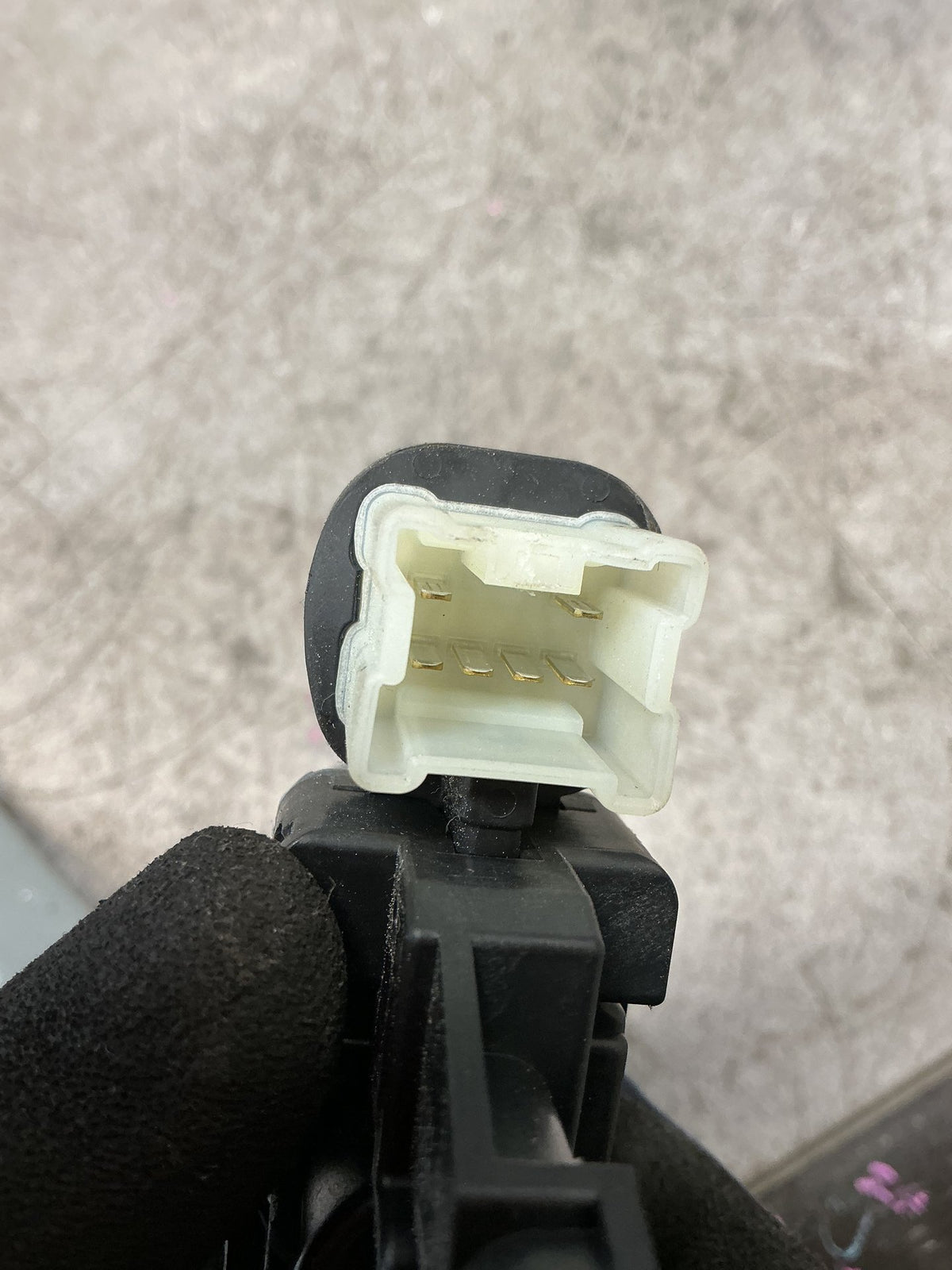 2009 Nissan X-Trail NT31- Left Front Window Regulator/Motor- (TAG17388)
