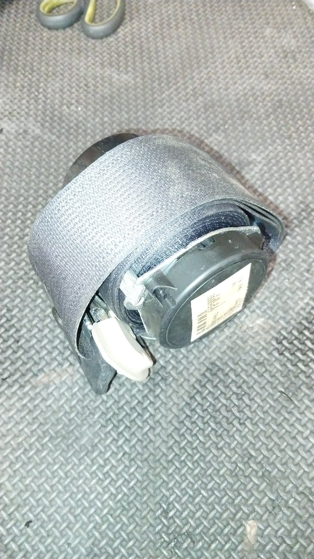 2007 Mitsubishi Delica D5 CV*W- Right Rear Seat belt- (TAG1578) PN: 6080323