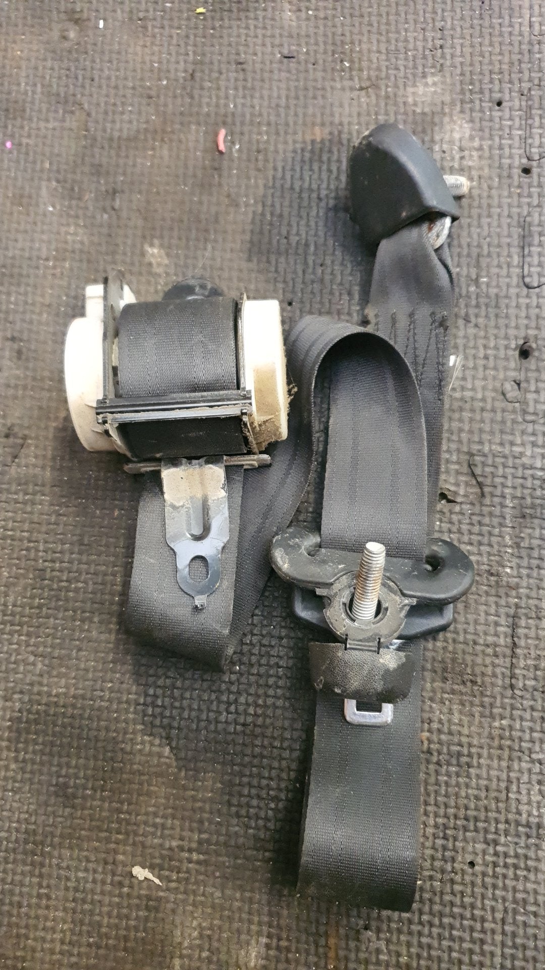 2011-2015 Ford Ranger PXI- Right Rear Seat belt- (TAG4806)