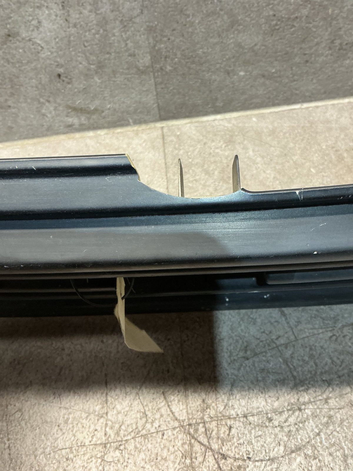 2005 Holden Rodeo RA - Front Grille - (TAG18373)