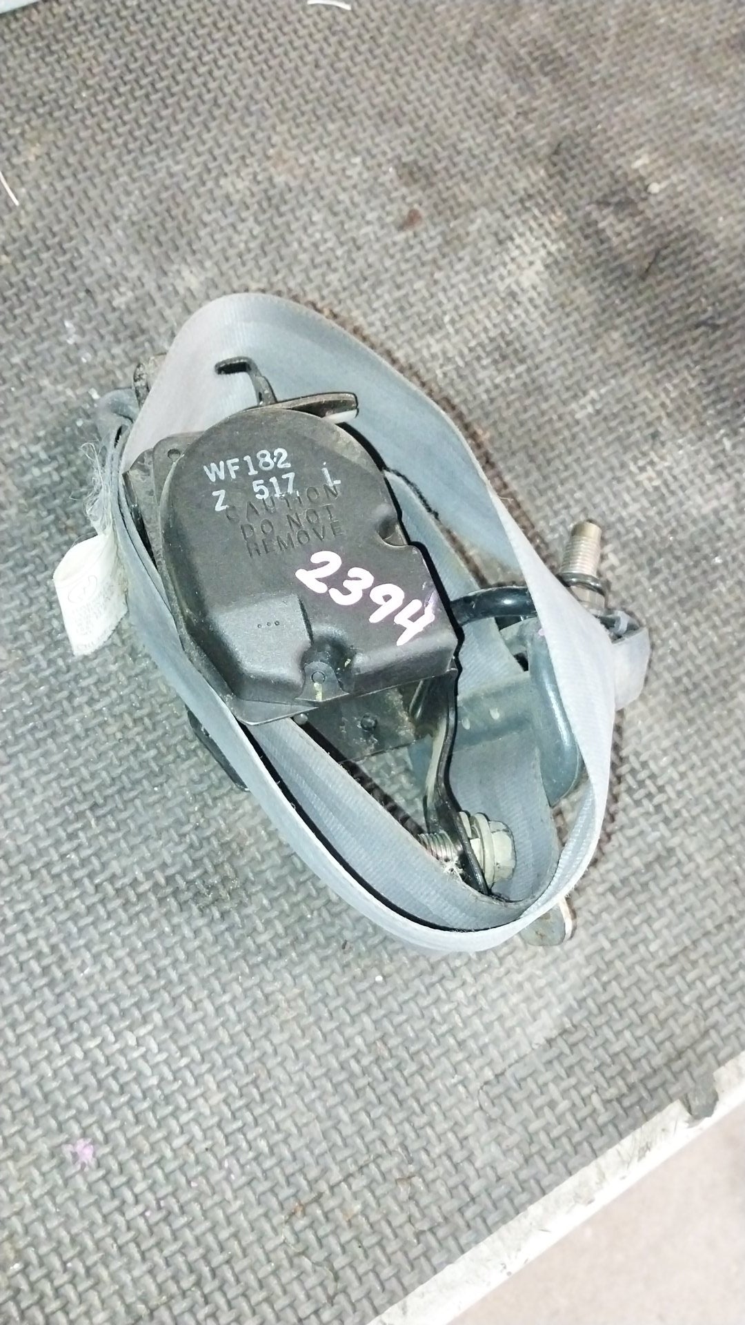 1995 Toyota Land Cruiser Landcruiser HDJ81- Left Rear Seat Belt- (TAG2394)