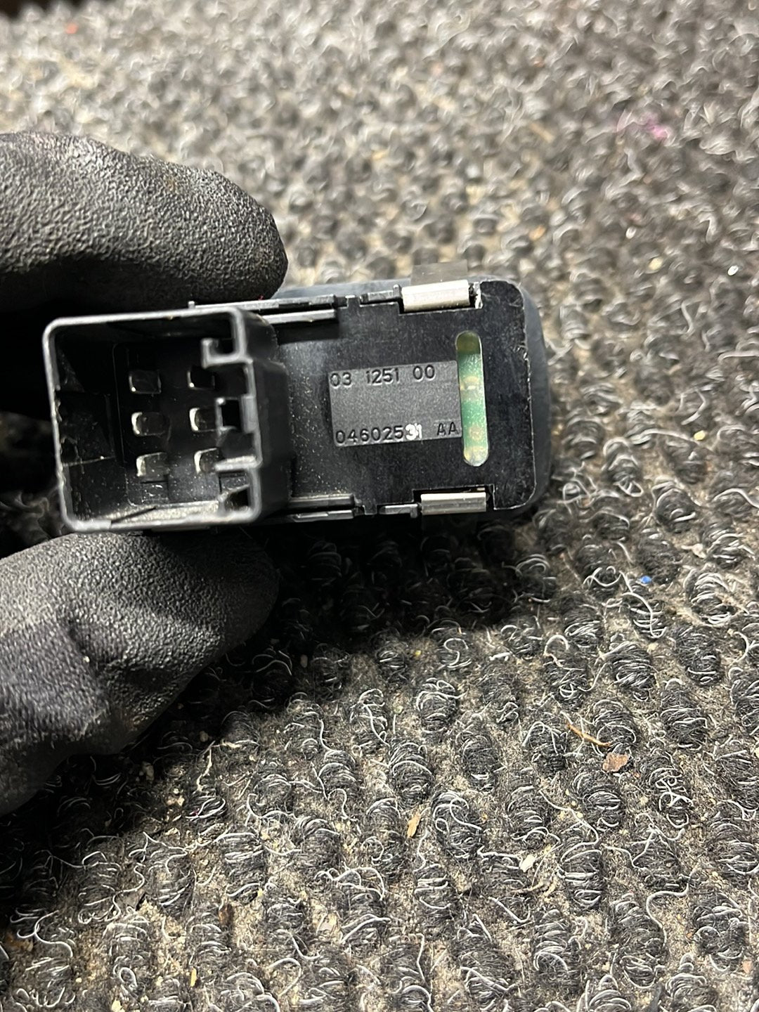 2006-2012 Dodge Nitro KA- Left Rear Window Switch- (TAG9400)
