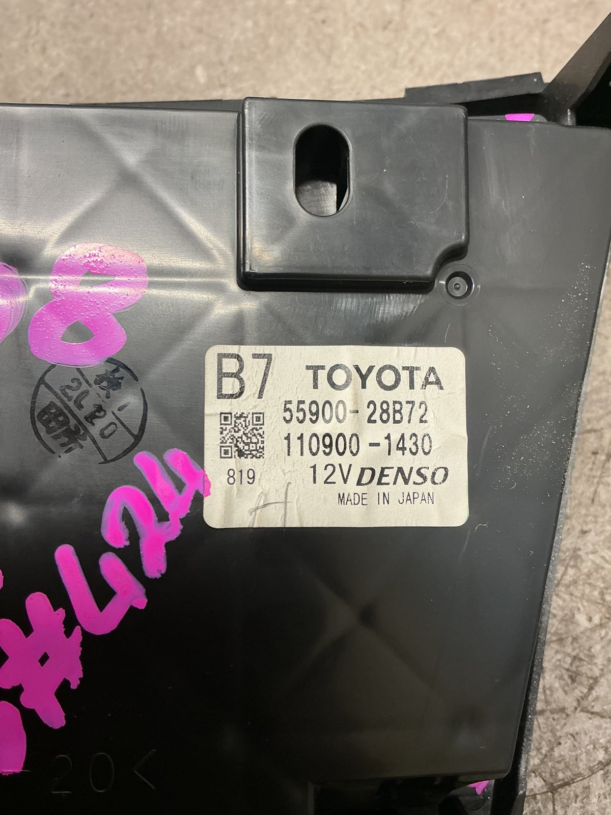 2009 Toyota Estima ACR50 - Heater/AC Controls - (TAG17908)