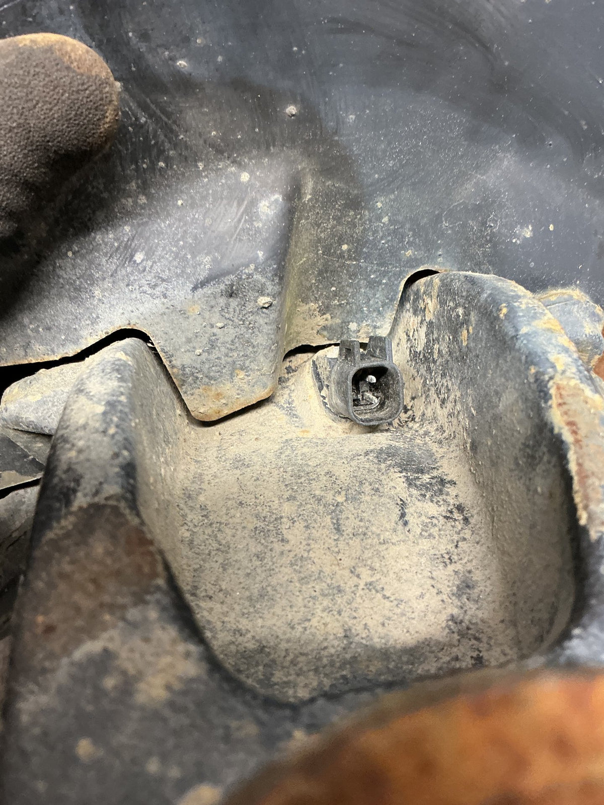 2014 Ford Kuga- Left Front ABS Hub- (TAG17463)