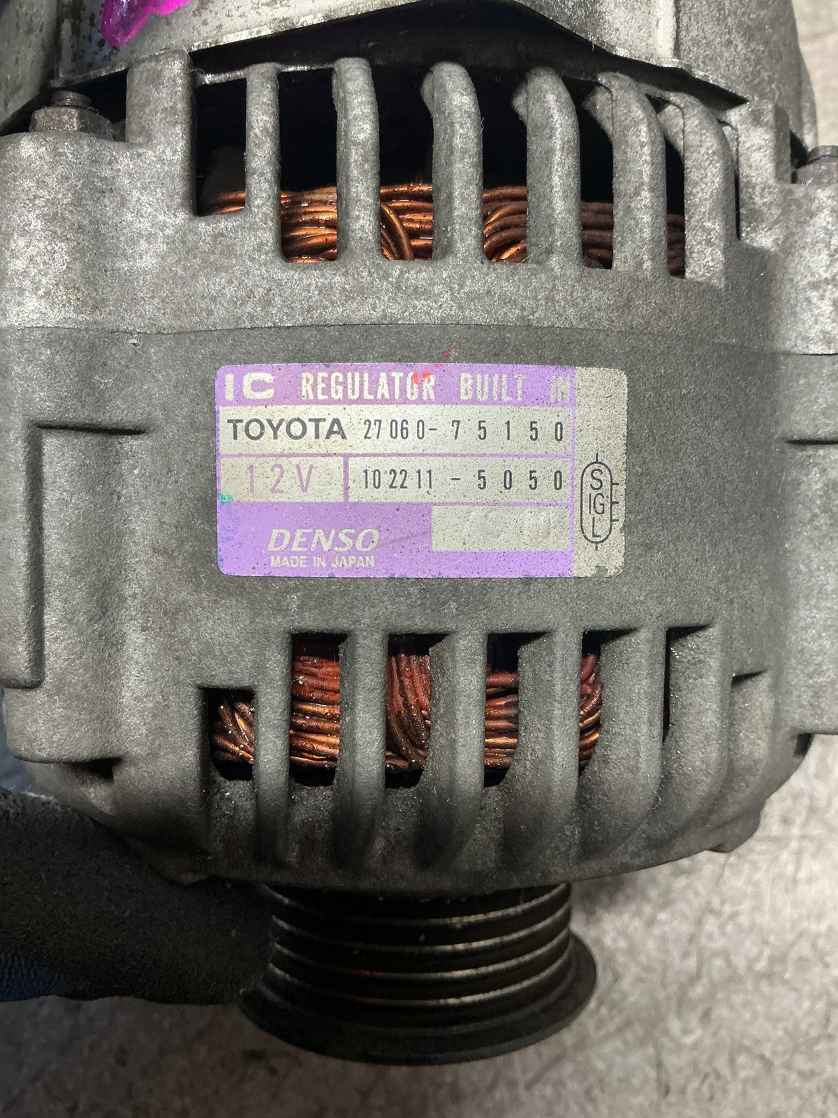 1997 Toyota Hilux Surf RZN185- Alternator- (TAG17187)