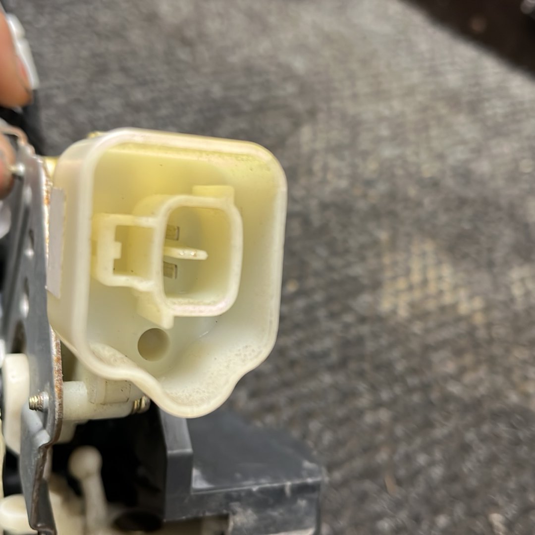 2005 Holden Rodeo- Left Front Door Lock Actuator- (TAG8714)