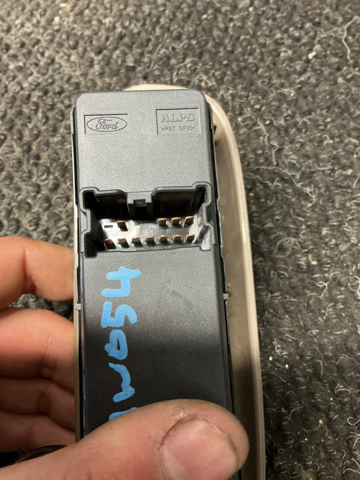 2002 Ford Escape 1W054- Master Power Window Switch- (TAG9935)