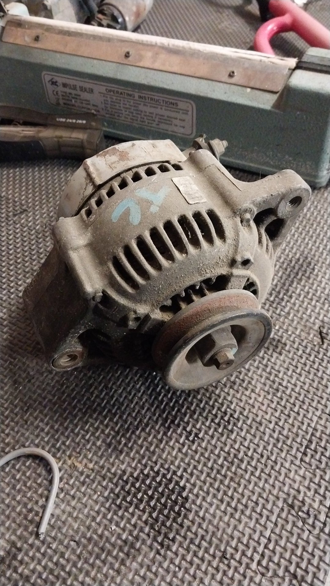 1989-1991 Toyota Hilux LN130- Alternator- (TAG821)