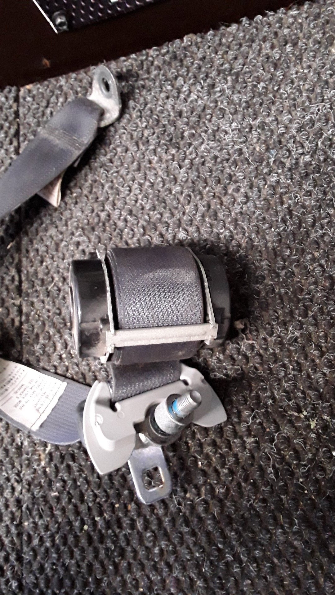 2005-2012 Mitsubishi Outlander II CW*W- Left Rear Seat Belt- (TAG6331)