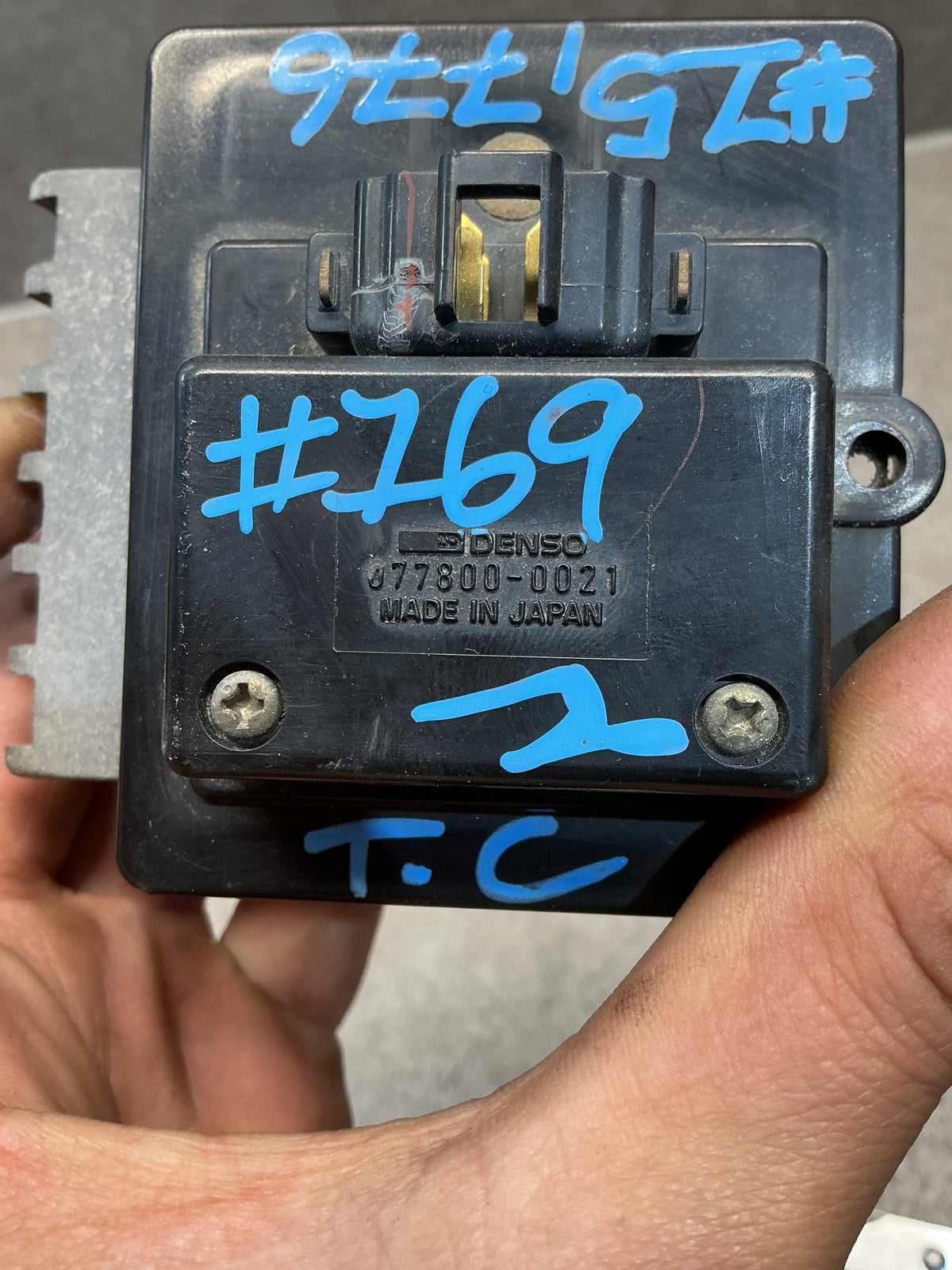 1995-1997 Toyota Land Cruiser J80- Heater Fan Resistor- (TAG15776)