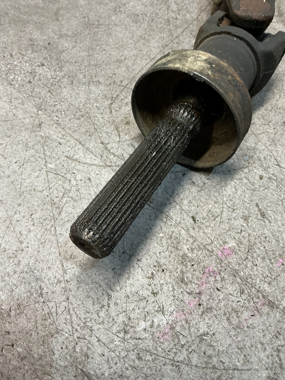 2004 Ford Courier- Front Prop Shaft- (TAG15686)