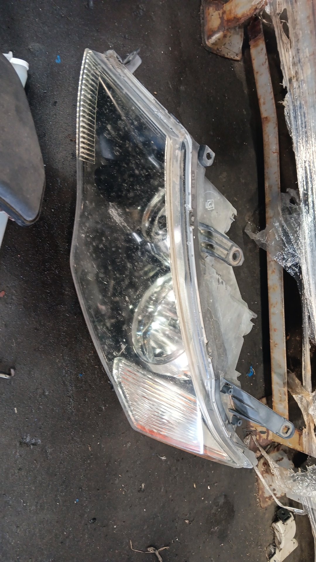 2005-2012 Mitsubishi Outlander II CW*W- Left Headlight- (TAG8)