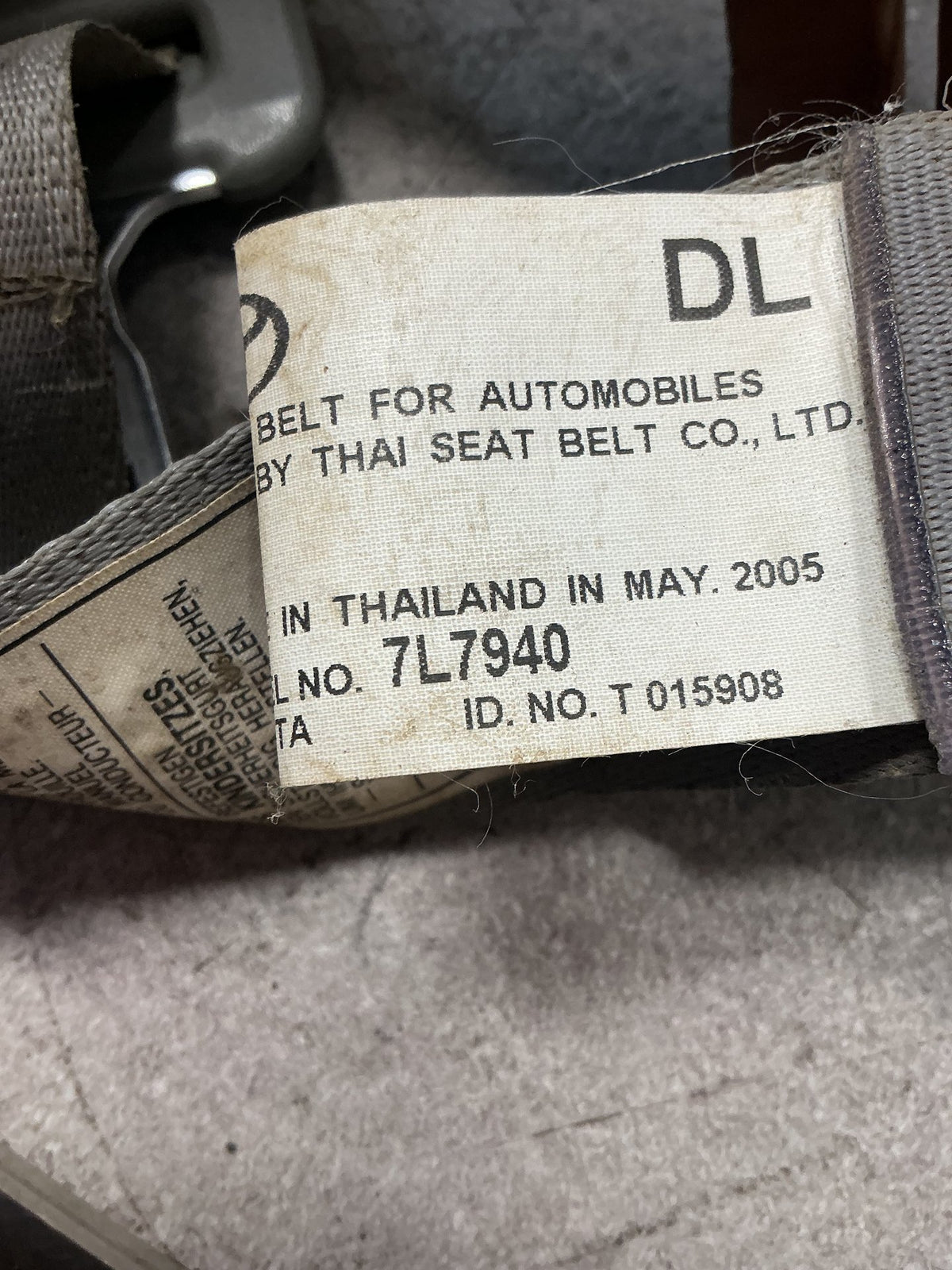 2005 Toyota Hilux VII N20- Right Rear Seat belt- (TAG13701) PN: 7L7940