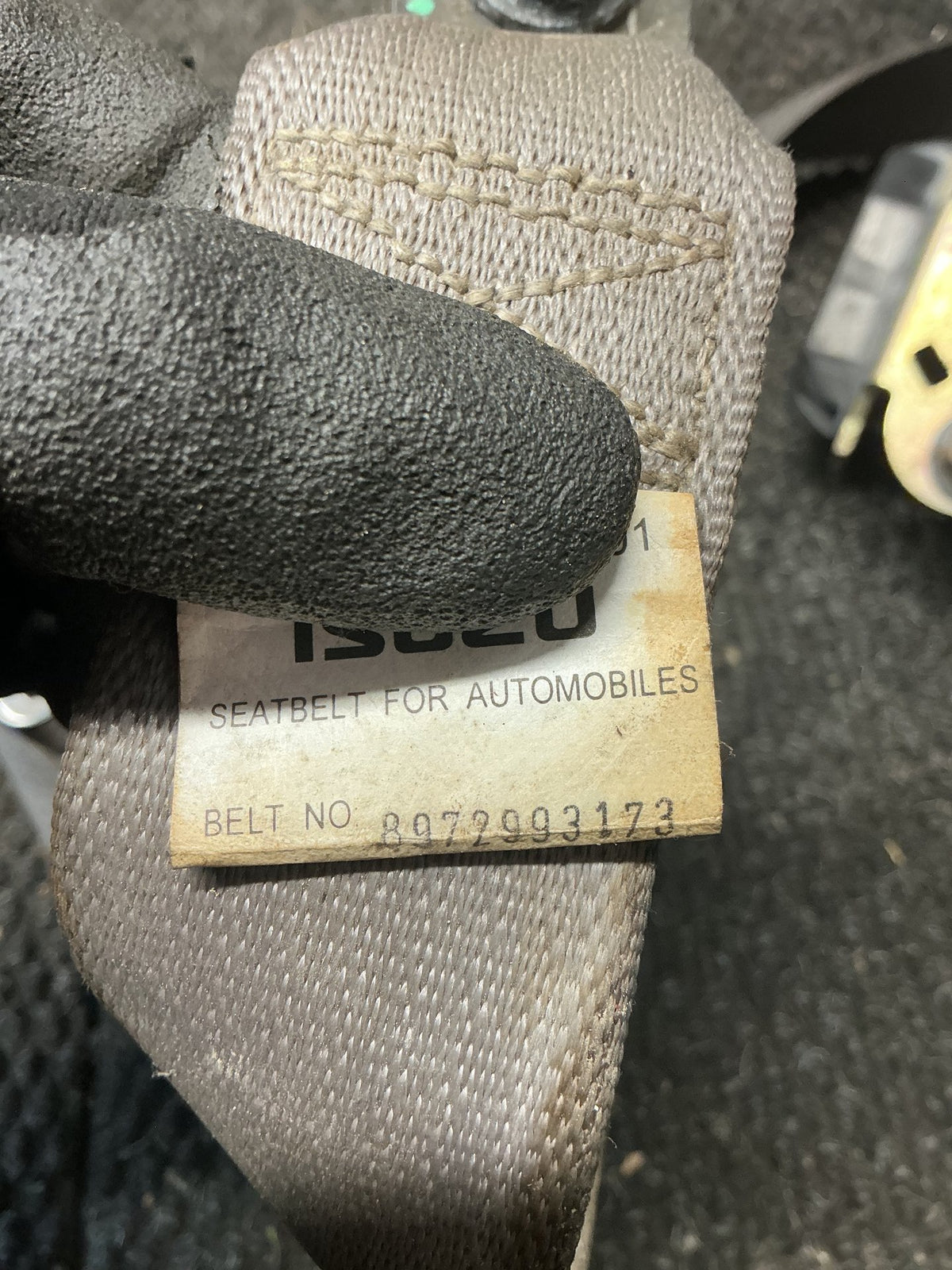 2003-2006 Holden Rodeo RA TFR77- Left Rear Seat Belt- (TAG11196) PN: 8972993173