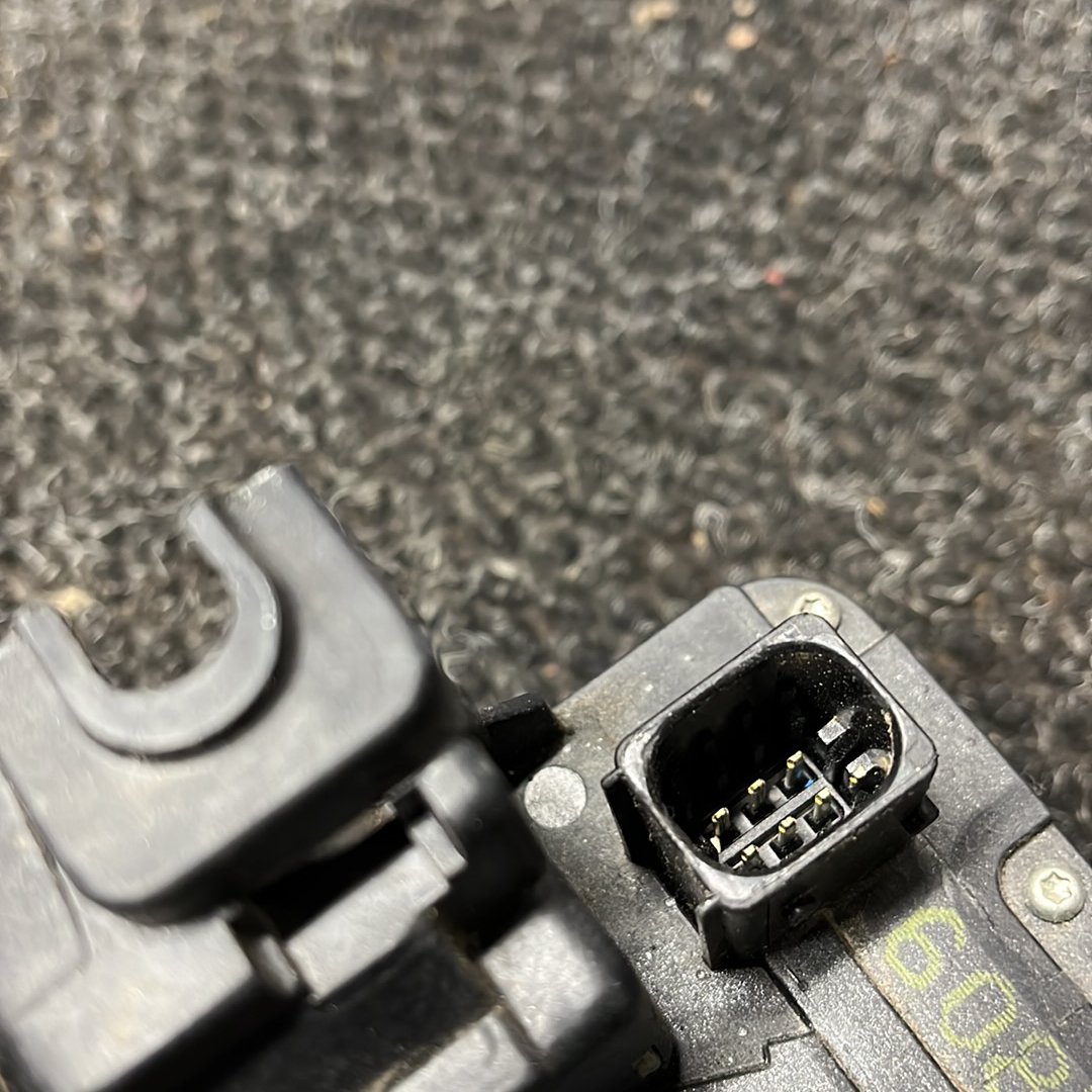 2013 Holden Captiva 5- Left Rear Door Lock Actuator- (TAG7786)