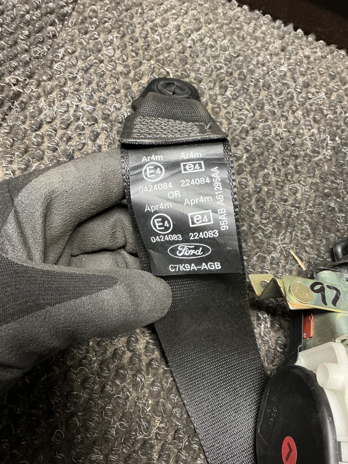 1997 Ford Escort 2W005- Left Front Seat Belt- (TAG10809)