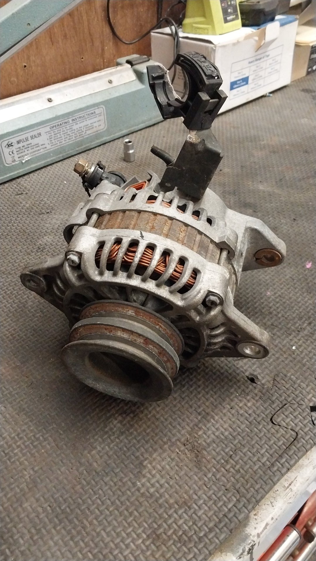 Alternator- (TAG4022), 23100 VK010, 2006, Nissan, Navara, D22