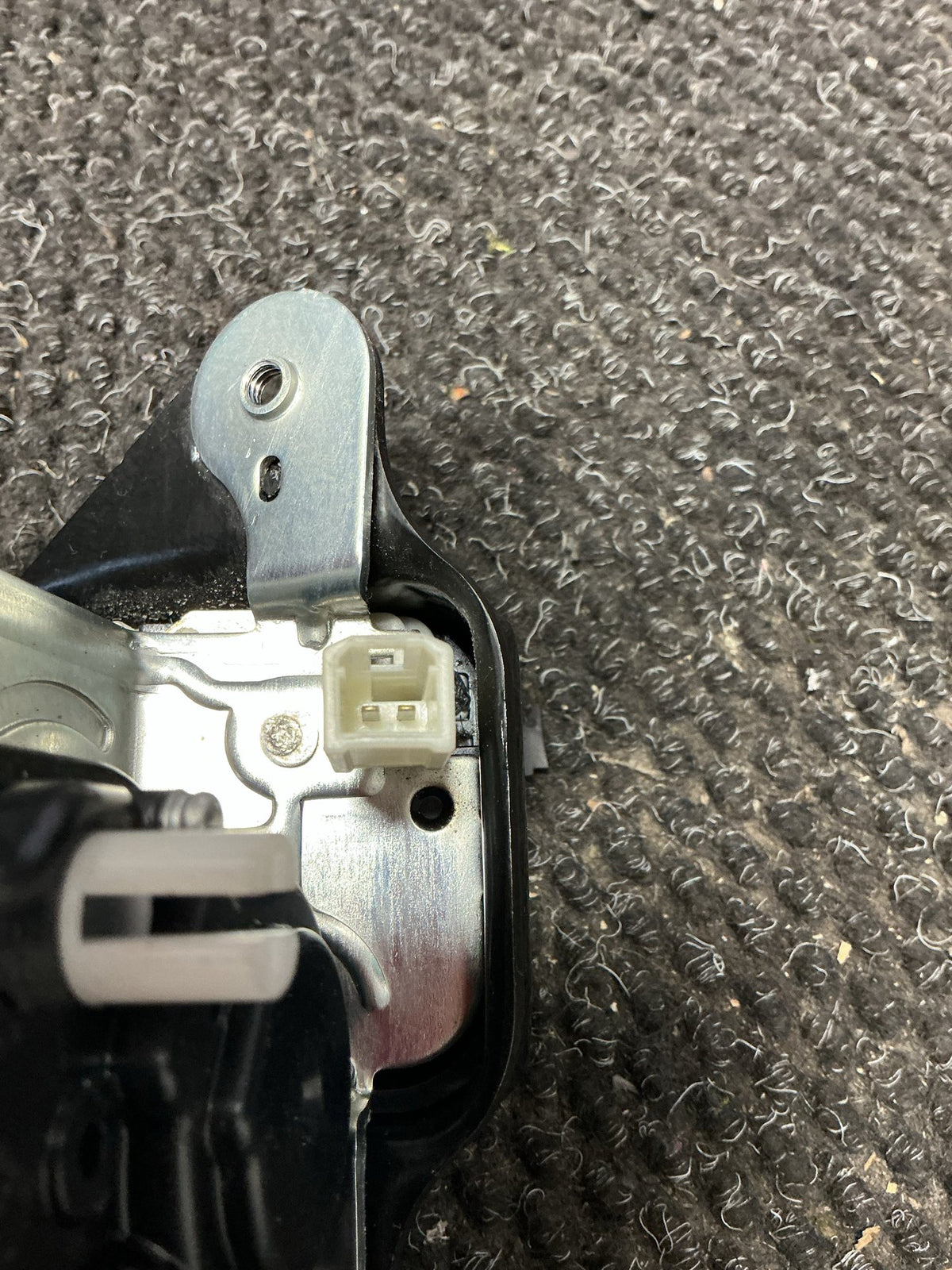 2012-2015 Dodge Journey JC - Tailgate Lock Mechanism - (TAG10005)