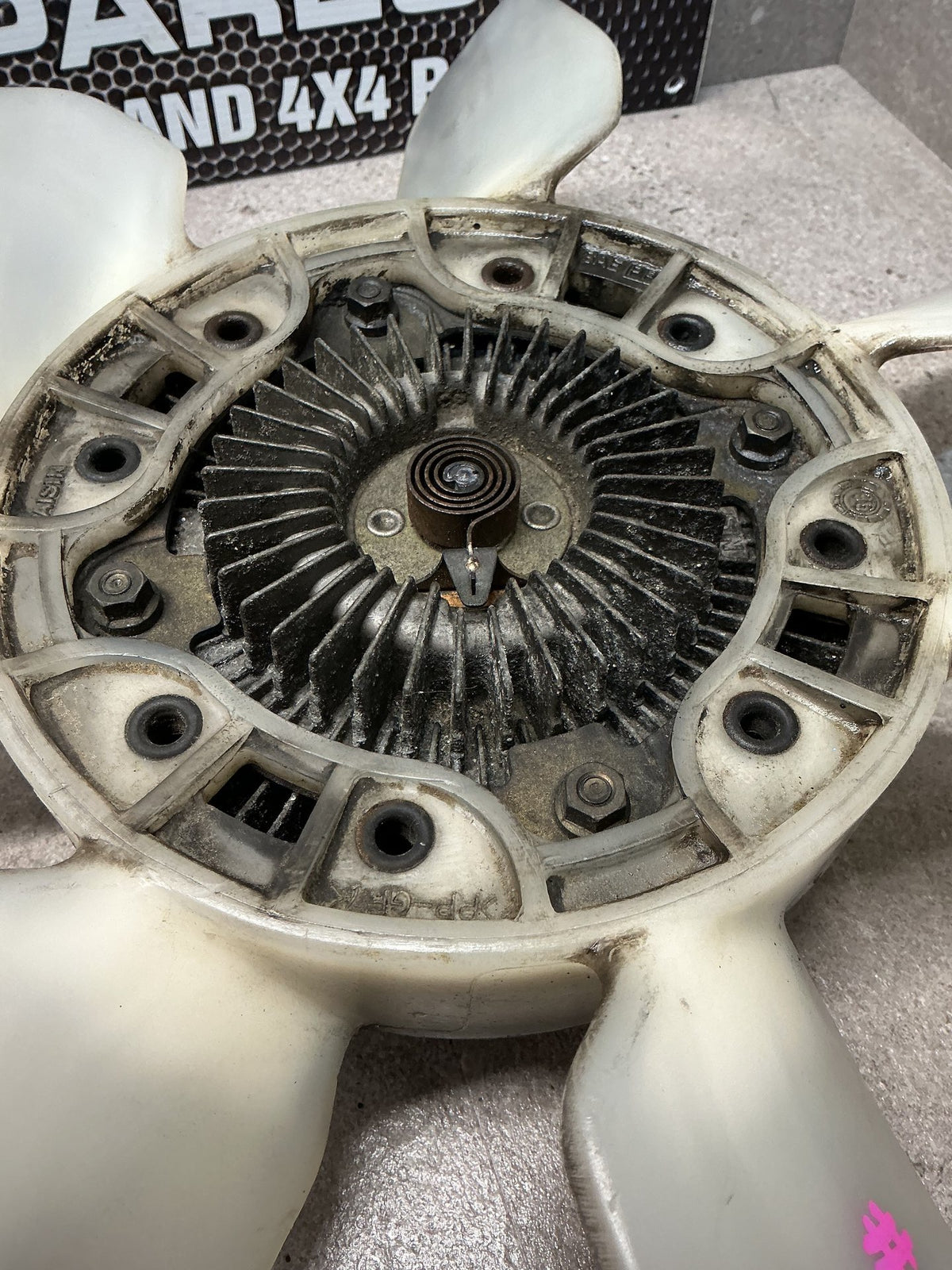 1993-2003 Toyota Hiace IV H100- Viscous Fan Hub- (TAG11719)