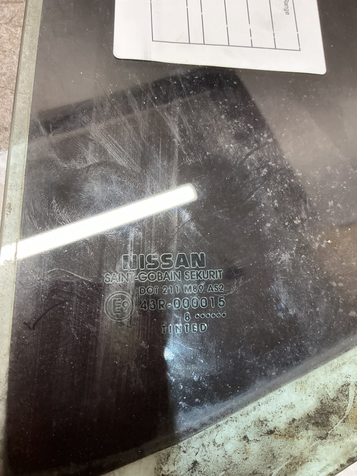 2006 Nissan Navara D40 - Left Rear Quarter Door Glass - (TAG18891)