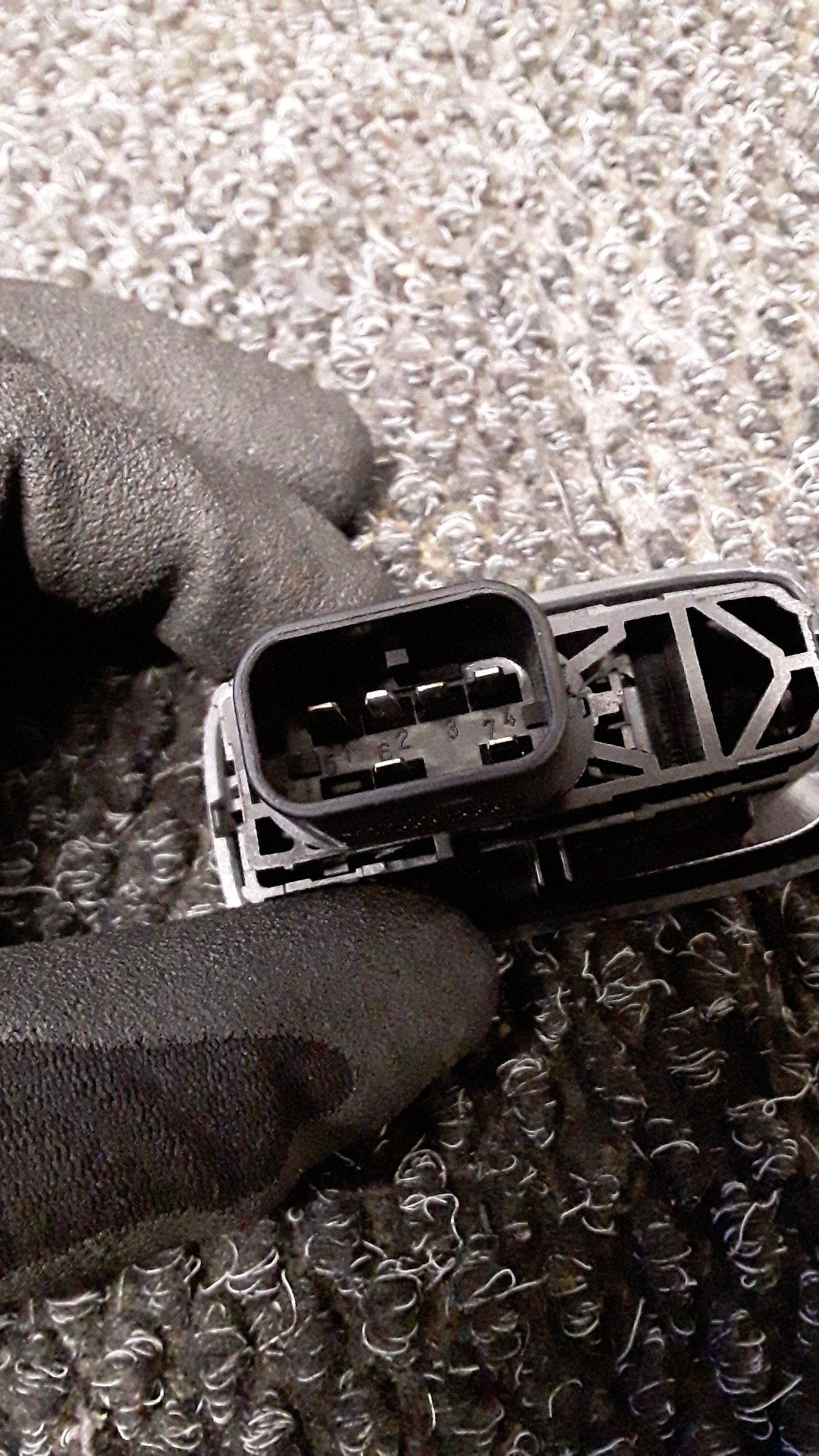 2015 Ford EcoSport TITANIUM 1.5P- Left Rear Window Switch- (TAG6715) PN: CN15-14529-AB