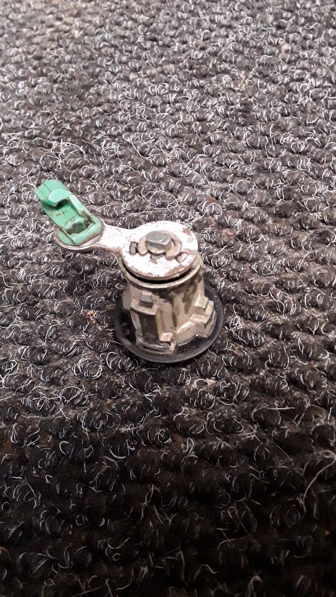 2001-2008 Nissan Navara D22- Right Front Door Lock Barrel- (TAG5694)