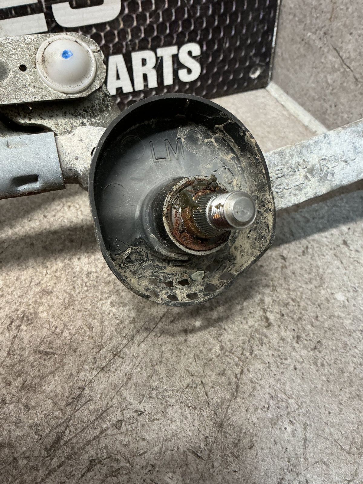 2019 Nissan Navara D23- Wiper Linkage- (TAG15589)