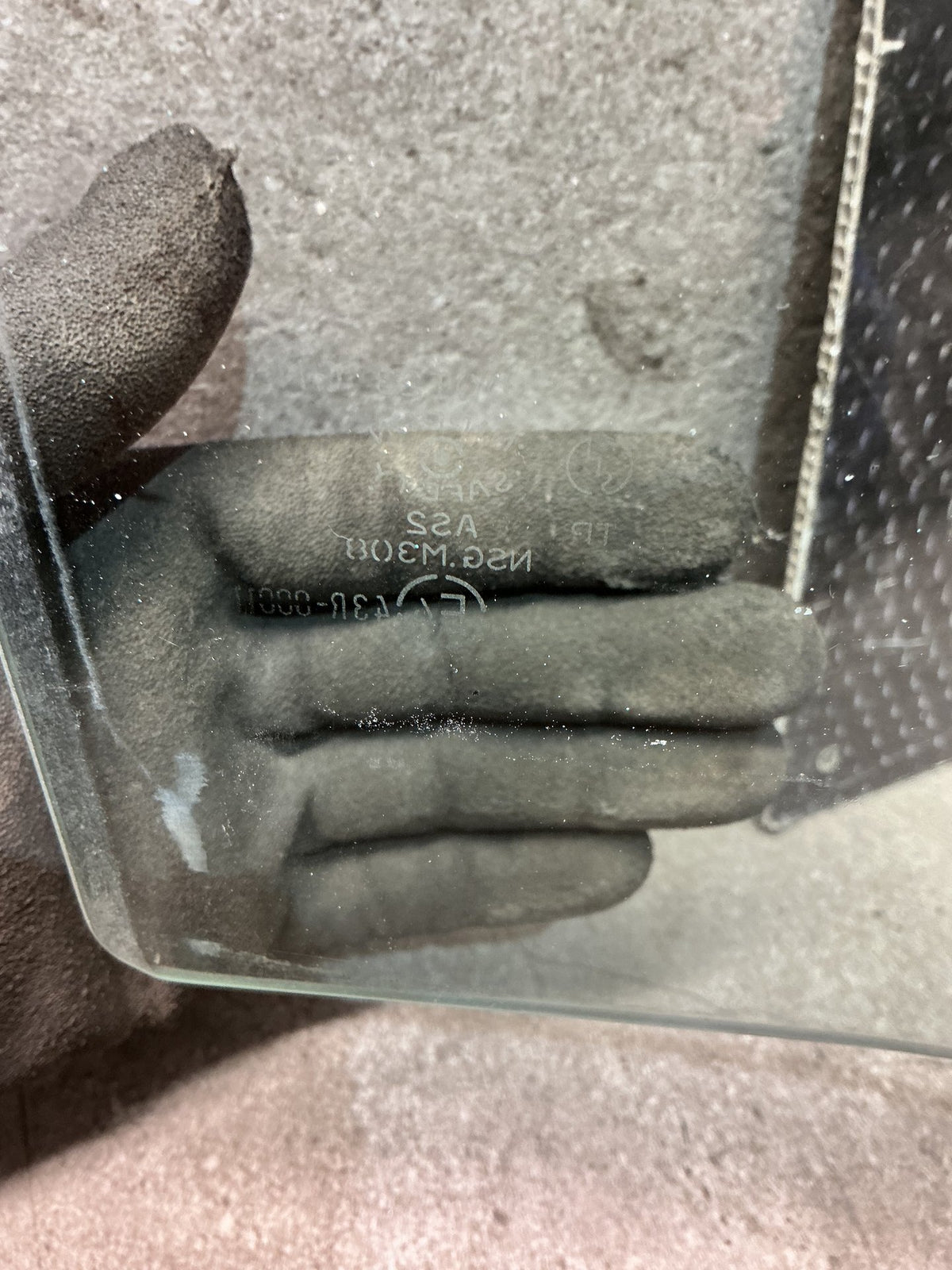 1997 Ford Courier UF- Right Rear Door Glass- (TAG15628) PN: M308
