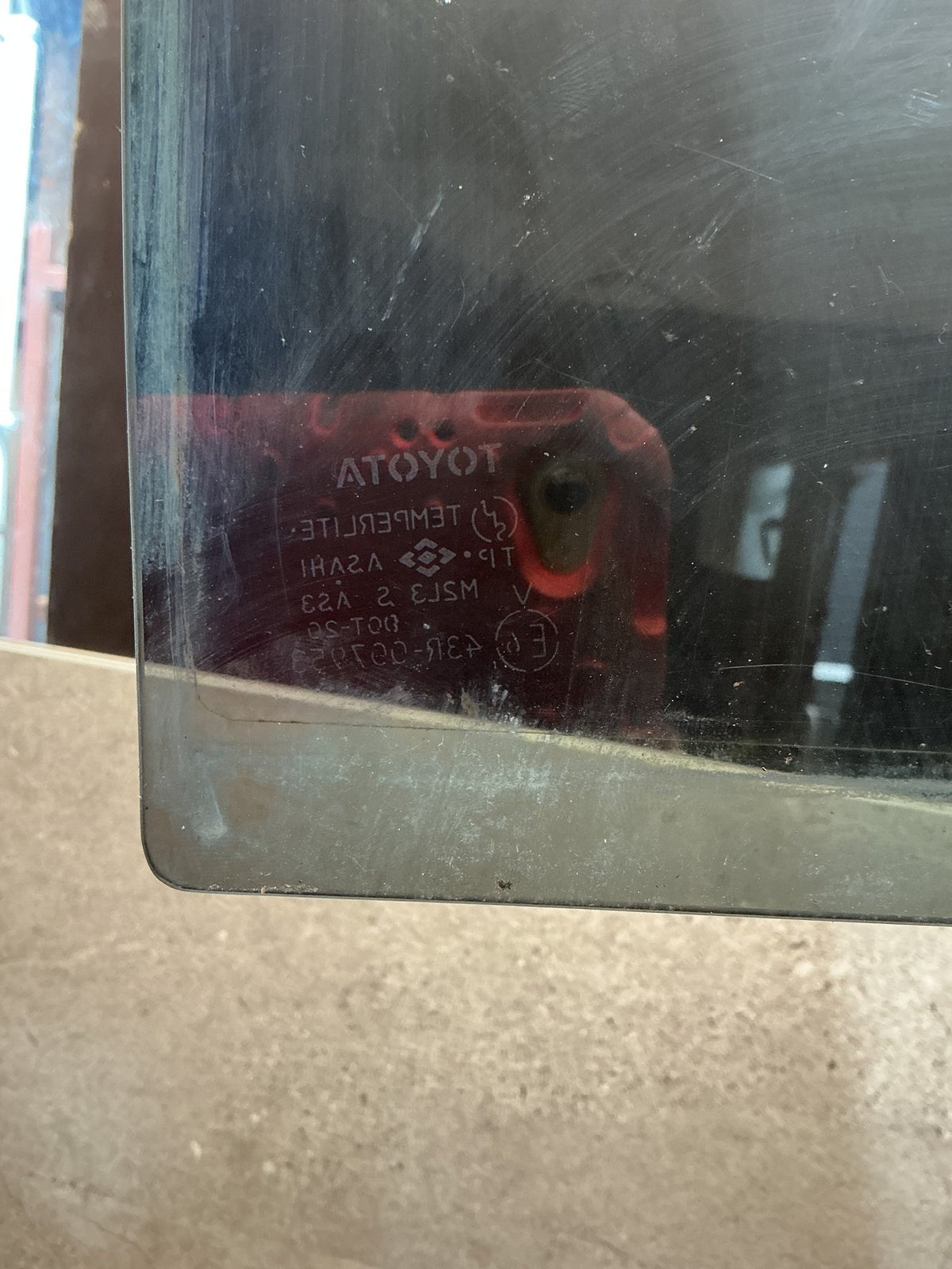 1994-2000 Toyota RAV4 SYA11 - Right Rear Quarter Door Glass - (TAG18624)
