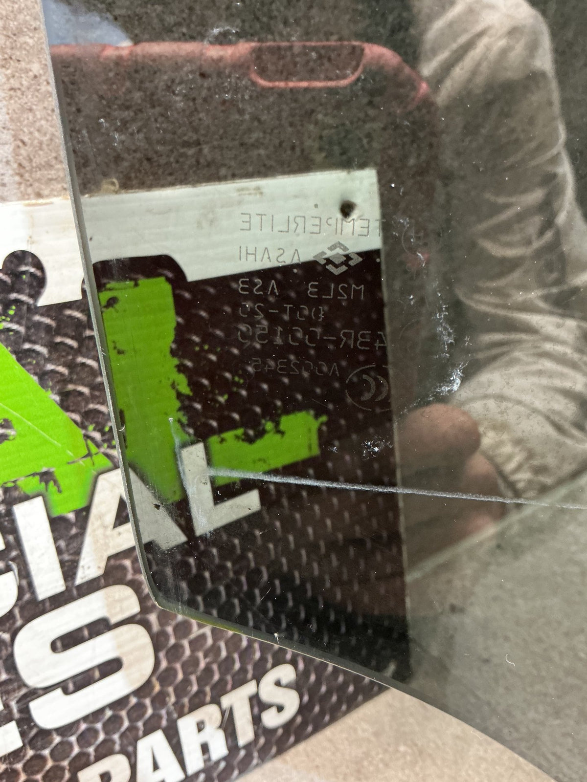 2003-2006 Suzuki Grand Vitara I FT JA627- Right Rear Door Glass- (TAG15967)