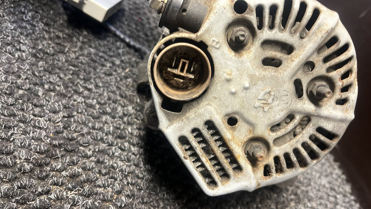 1989-1995 Toyota Hilux II N130- Alternator- (TAG6904)