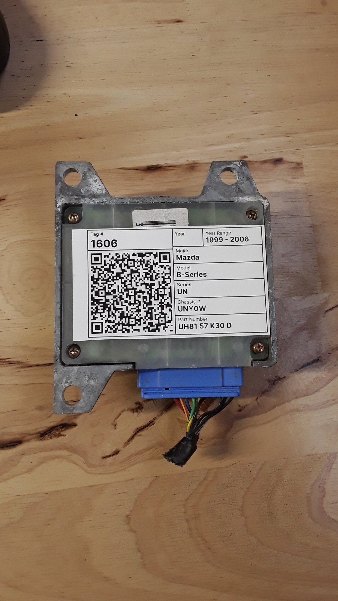 1999-2006 Mazda B-Series UNY0W- Airbag Module- (TAG1606)