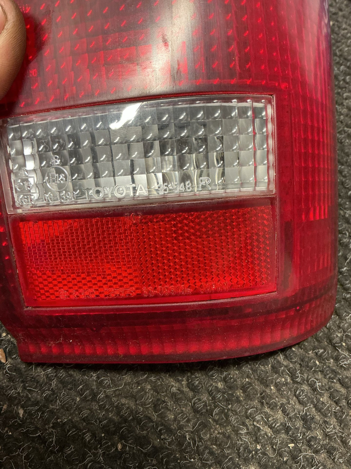 1989-1995 Toyota Hilux VZN130- Right Taillight- (TAG9876)