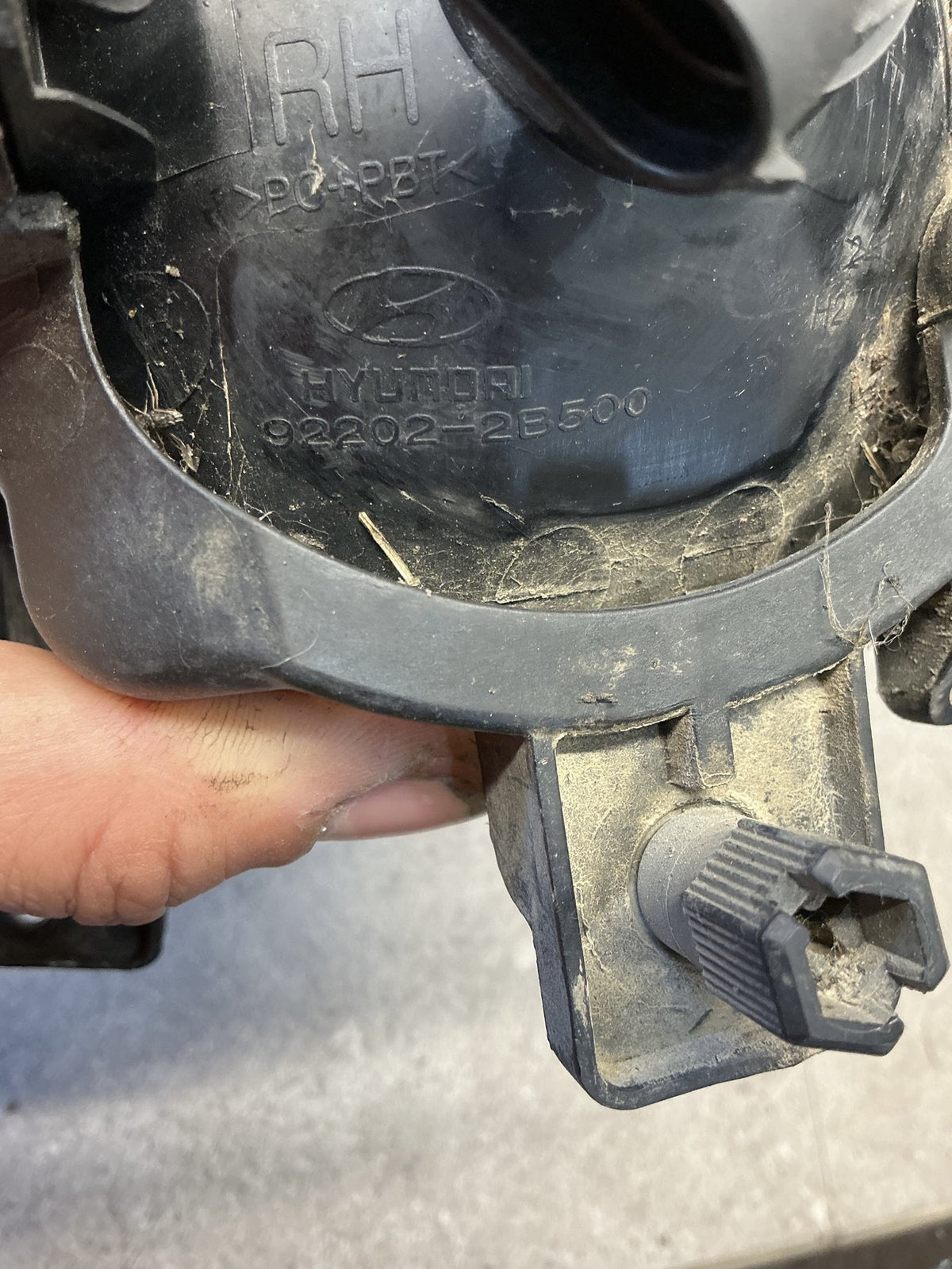 2011 Hyundai Santa Fe- Right Fog Light- (TAG12254)