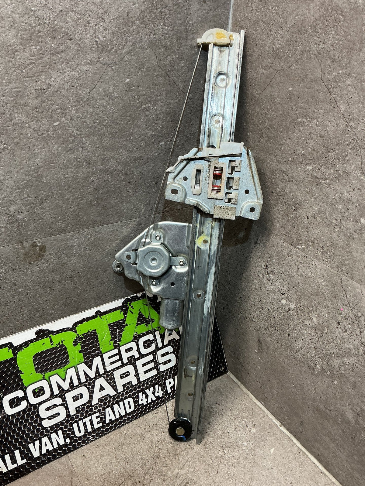 2003-2006 Suzuki Grand Vitara I FT- Right Front Window Regulator/Motor- (TAG16574)