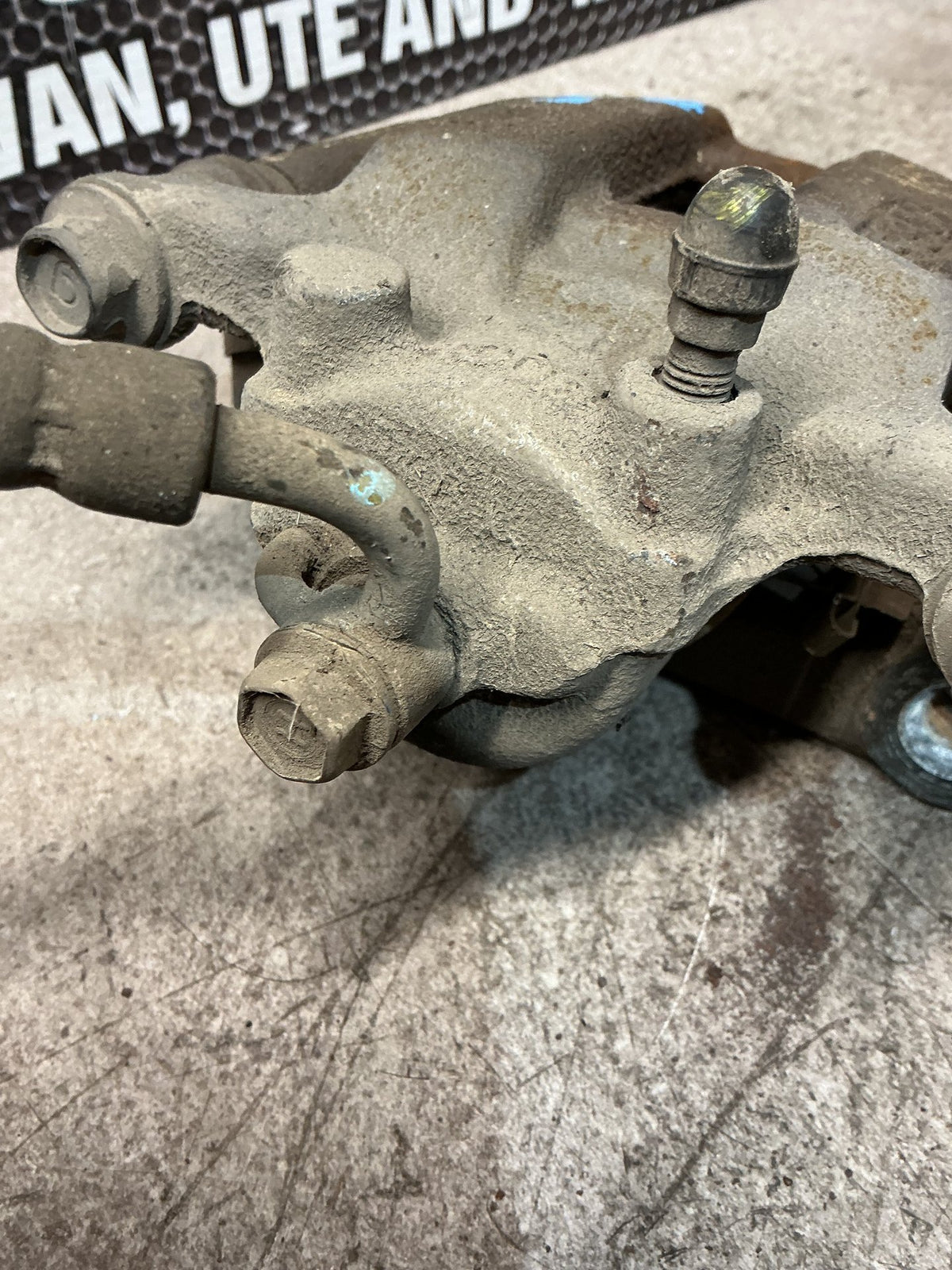 2005 Nissan Elgrand ME51- Right Rear Caliper- (TAG15616)