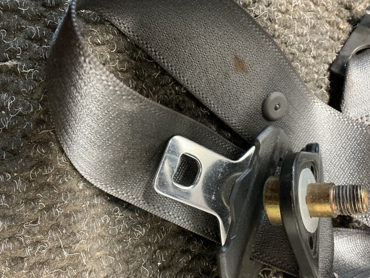 2003 Ford Explorer 9W124- Right Rear Seat belt- (TAG10713)