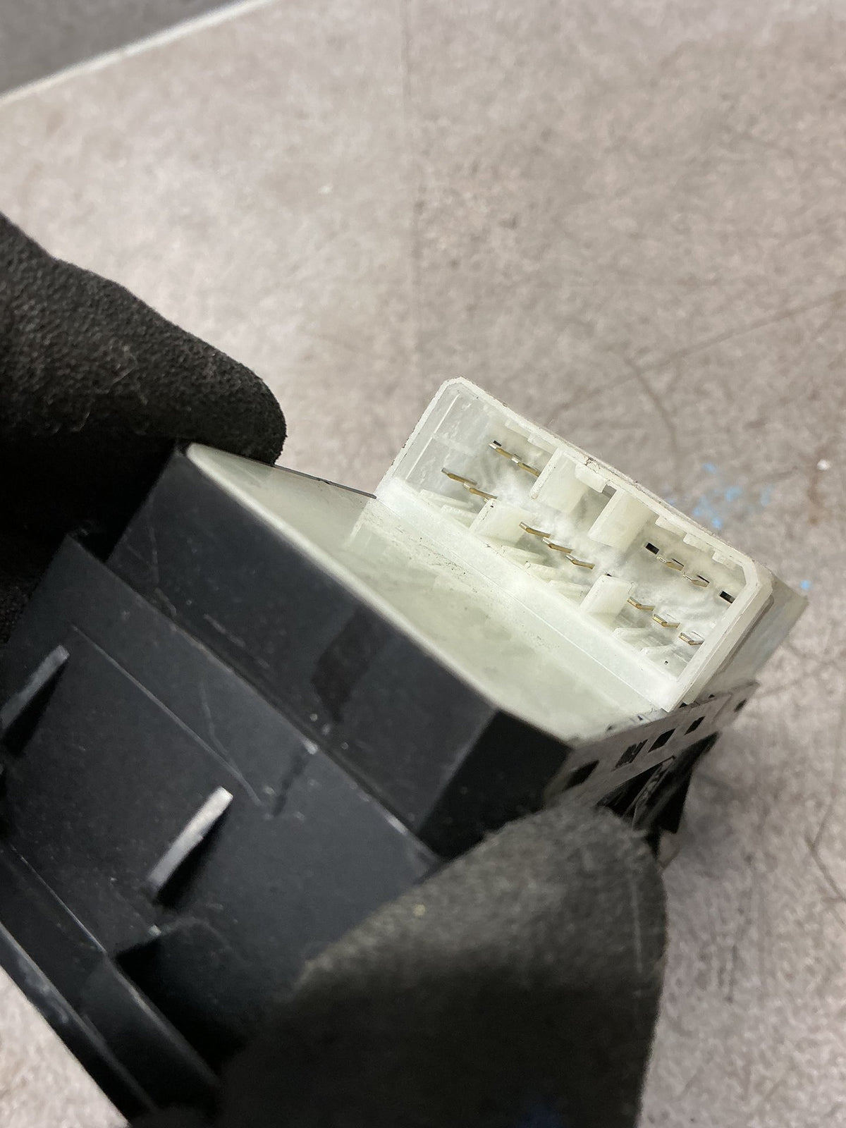 2009 Suzuki Grand Vitara II JT- Master Power Window Switch- (TAG15866)