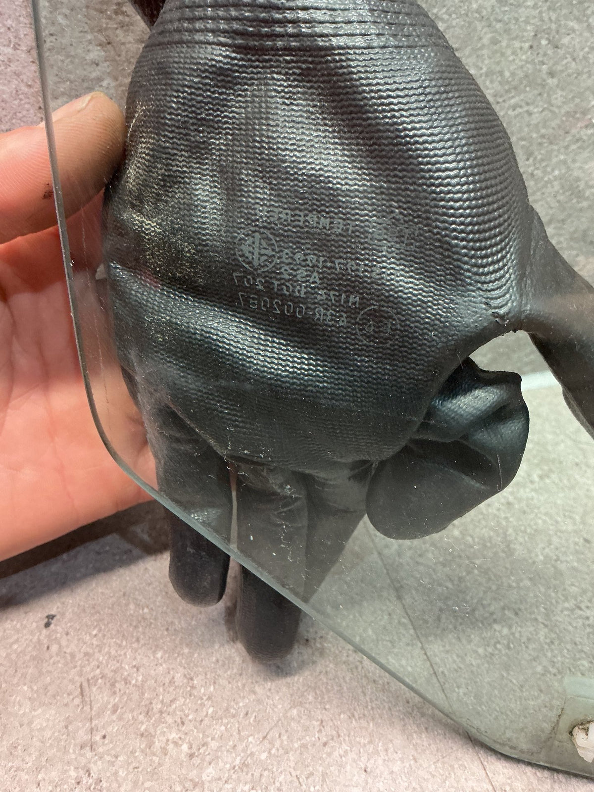 2004-2006 Mazda Bounty- Right Front Door Glass- (TAG14388)