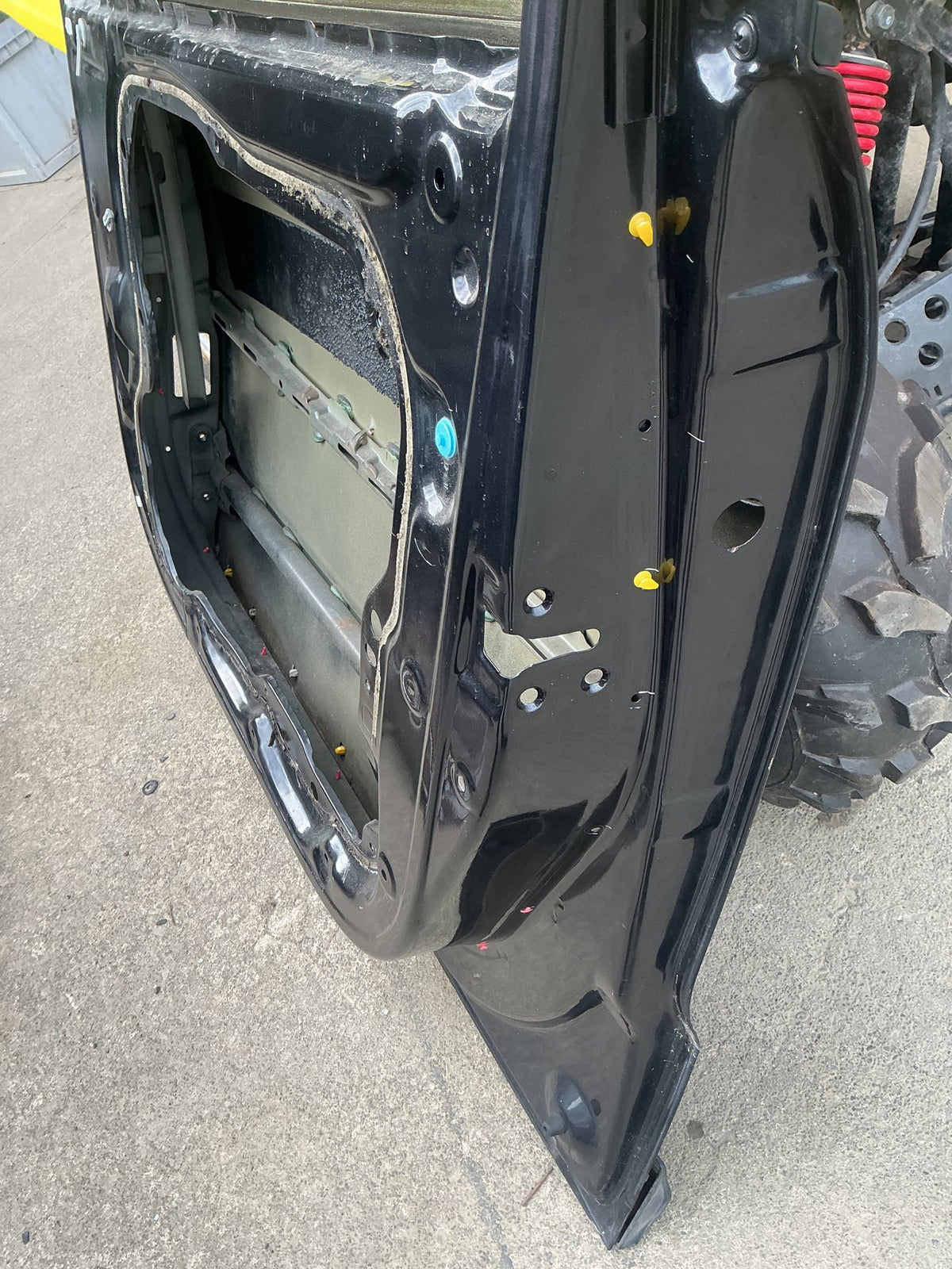 2008 Hyundai Santa Fe - Right Front Door Shell - (TAG19461)