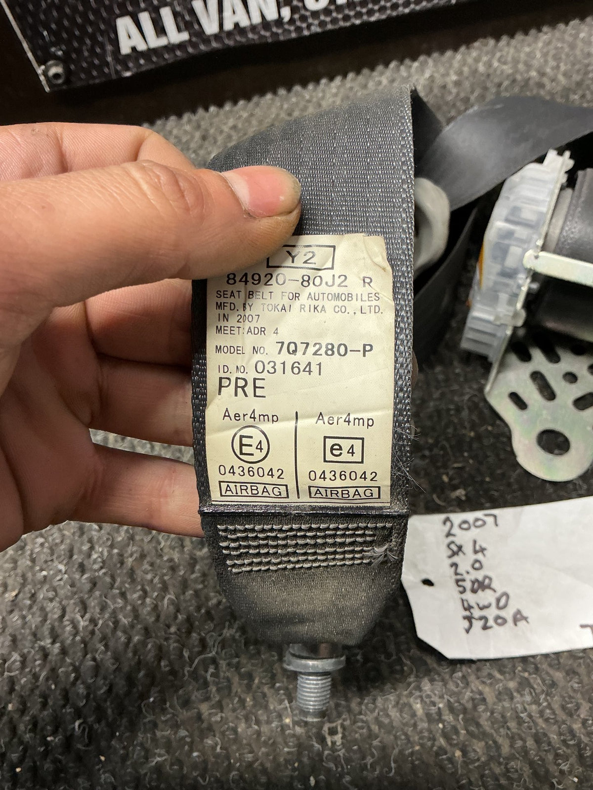 2007 Suzuki SX4 7W121- Right Front Seat Belt- (TAG10744)