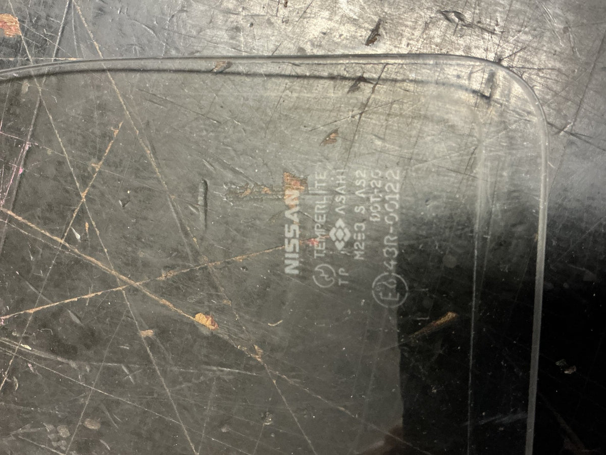 1996 Nissan Terrano R50 - Right Rear Quarter Door Glass - (TAG18646)