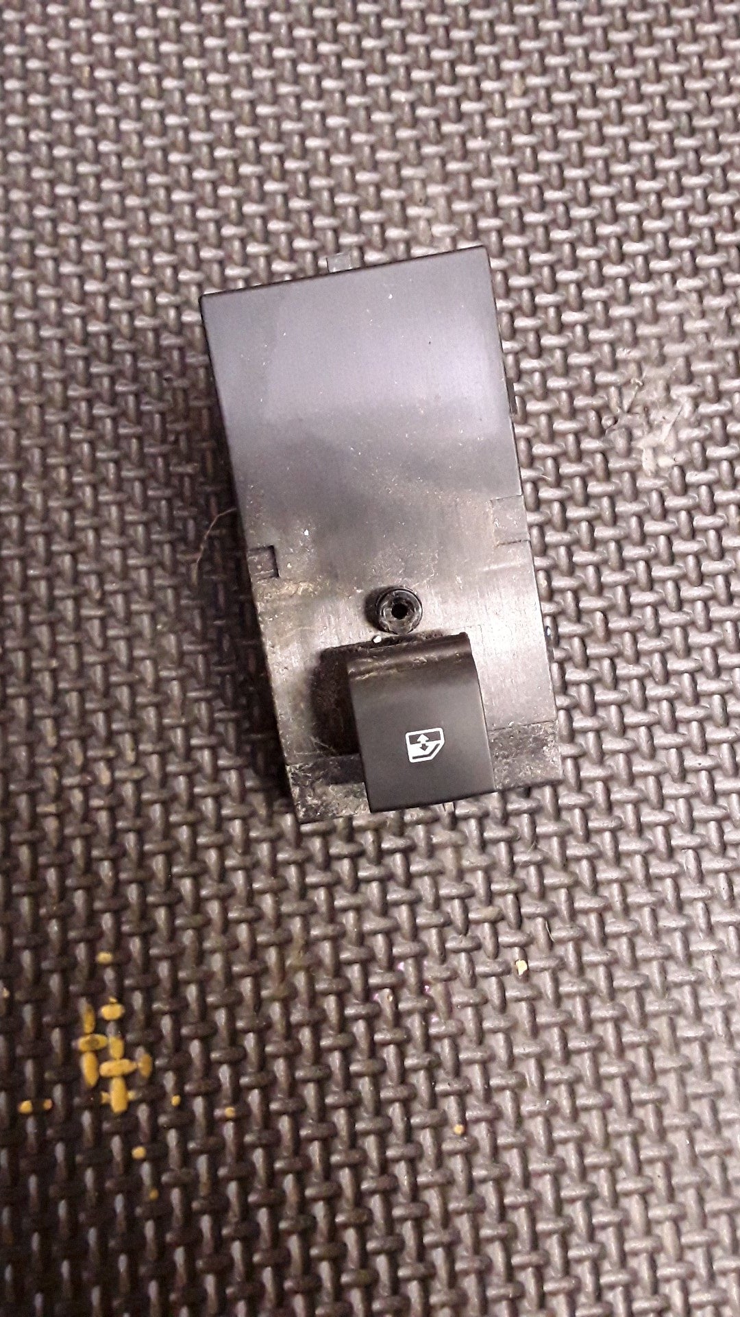 2013 Holden Colorado RG- Left Front Window Switch- (TAG458)