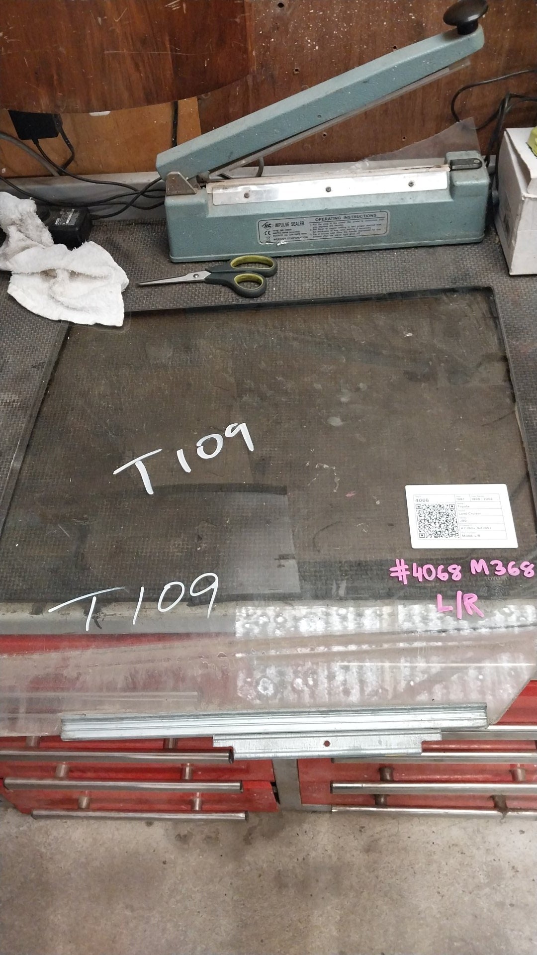 Left Rear Door Window- (TAG4068), M368, 1997, Toyota, Land Cruiser, J90